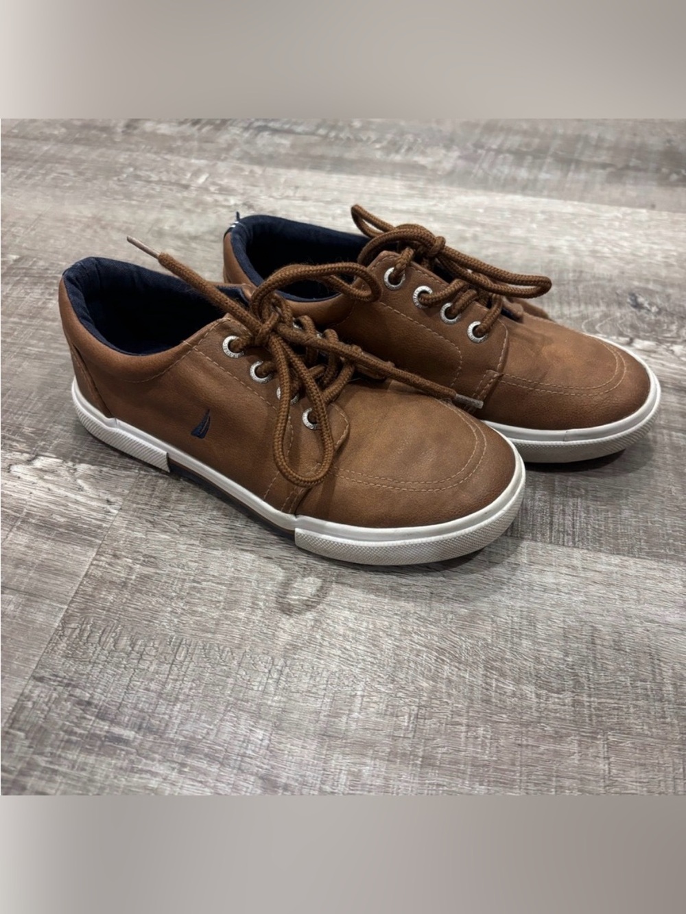 Nautica Boys Brown Lace-Up Casual Boat Sneakers